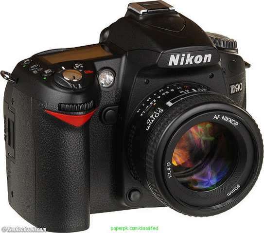 Nikon D90 12MP DSLR Camera